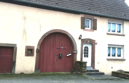 Lohr House | Ancienne Ferme du Début des Années 1800
