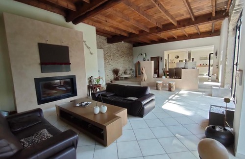 Gallargues-le-Montueux Villa | Ancienne tonnellerie