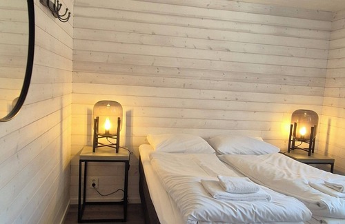 Moskenes Hotel | Andøy Vest Rorbuer Reine