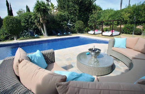 Urbanizacion el Rosario Villa | *Andalousian villa, 10 bedrooms Marbella*