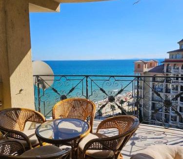 Elenite Apartment | Andalusia Apartments