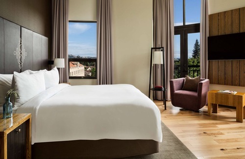 Downtown Napa Hotel | ANDAZ NAPA, BY HYATT