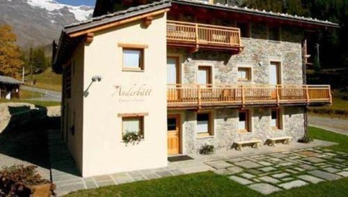 Gressoney-la-Trinite House | Anderbatt