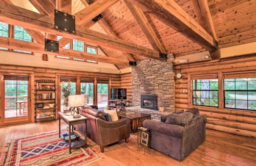 Anderson Island House | Anderson Island Cabin on Half Acre with Fire Pit!