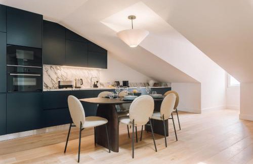 Santos Apartment | Ando Living - Abrantes 50 House