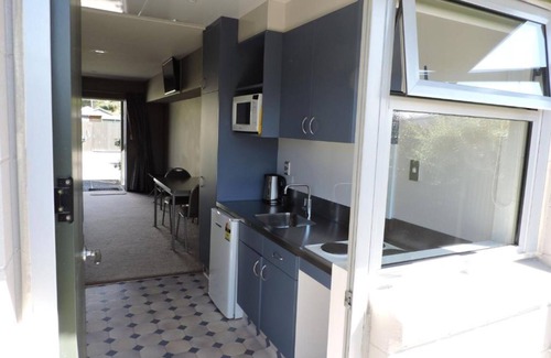 Geraldine Hotel | Andorra Motel