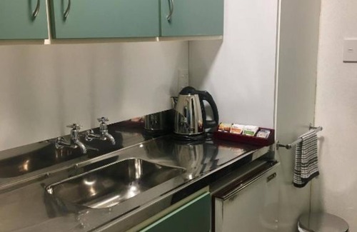 Geraldine Hotel | Andorra Motel