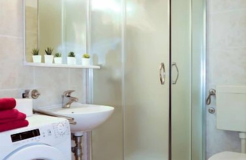 Barbat na Rabu Apartment | Andrea (RAB102) by Interhome