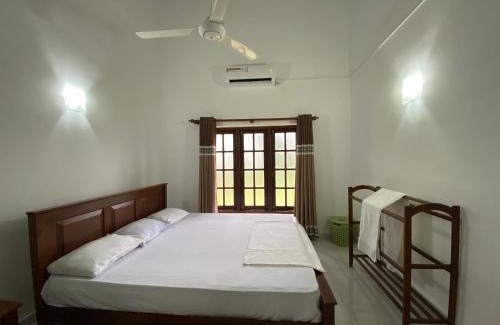 Deniyaya Hotel | Andres Bungalow