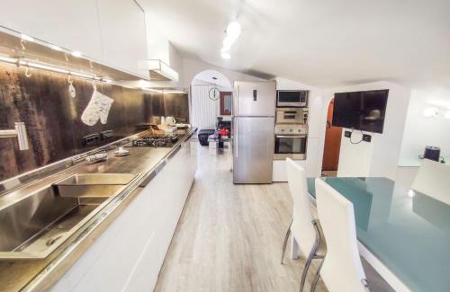 Villa Rosa Apartment | Andrew Home