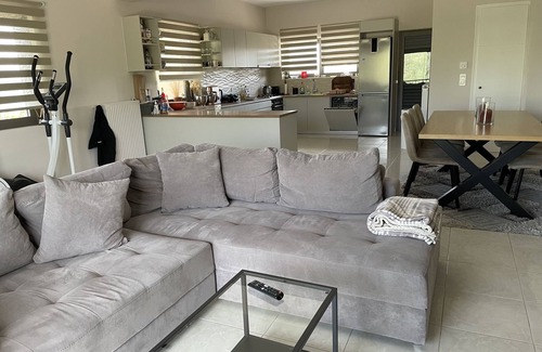 Mouzaki Apartment | Andriana's 3-Bedroom Apartment