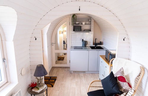 Arnold Cottage | Andrus - Mayflower Meadow