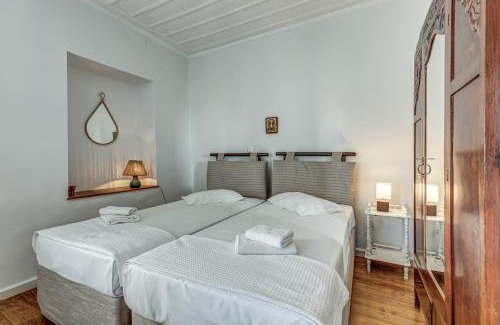 Ermionida Apartment | Andy Port House with Seaview by Goutos Properties