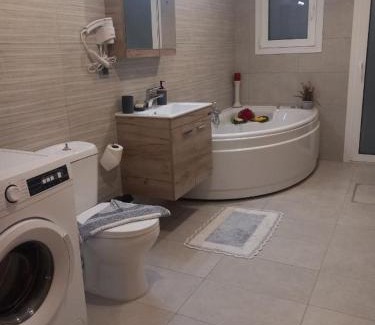 Kefalos House | Anemomylos House