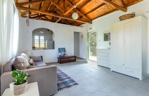 Stafylos House | Anemoperasma House