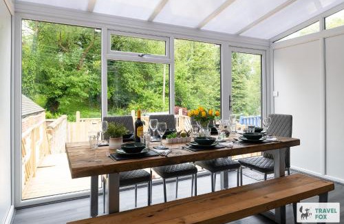 Alton House | Angel Cottage - 5 mins drive to Alton Towers!