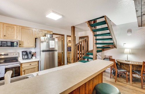 Angel Fire Apartment | Angel Fire Condo < 1/2 Mi to Resort & Bike Park!