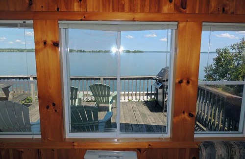Cape Vincent Cottage | Angel Rock Waterfront Cottages and Vacation Homes