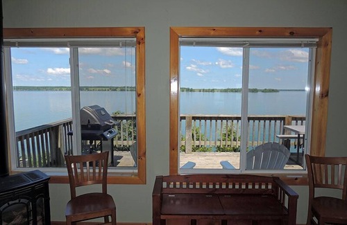 Cape Vincent Cottage | Angel Rock Waterfront Cottages and Vacation Homes
