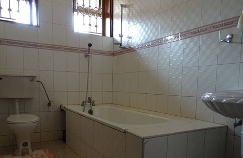 Muyenga Hotel | Angel's Castle Hotel