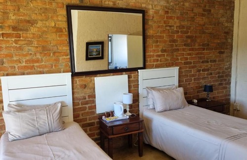 Kaapsehoop House | Angel's mist guesthouse