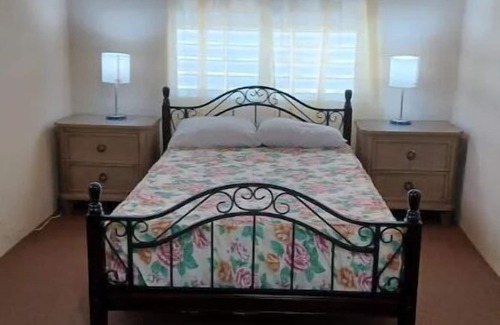 Angeles House | Angeles Guest House