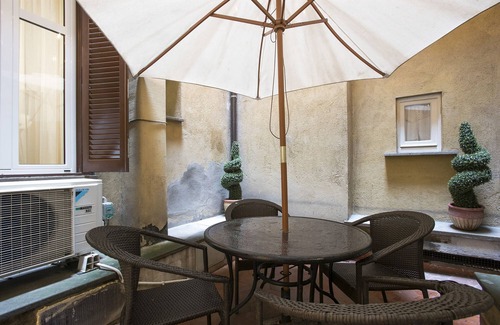 Rione XVI Ludovisi Apartment | Angelique Boutique