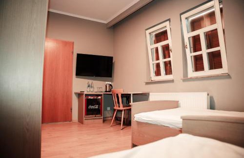 Kelsterbach House | Angelis Pension Frankfurt Airport