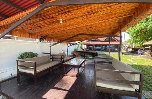 General Luna House | Angelito's Beach House Villa 2