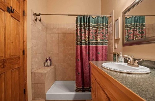 Twin Lakes Cabin | Angell`s Retreat 3bd Cabin in Twin Lakes