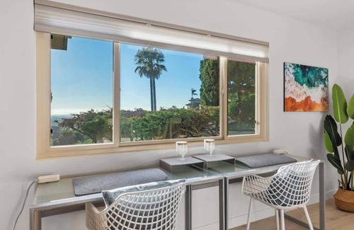 Mount Helix House | Angels Pt Estate, Pool, Arcade, 8 Beds, Ocean View
