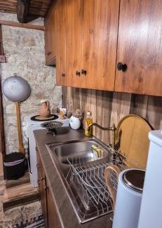 Vasa Koilaniou House | Angels Traditional House