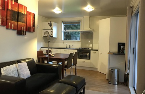 Lower Hutt Apartment | Angie's Rural Retreat