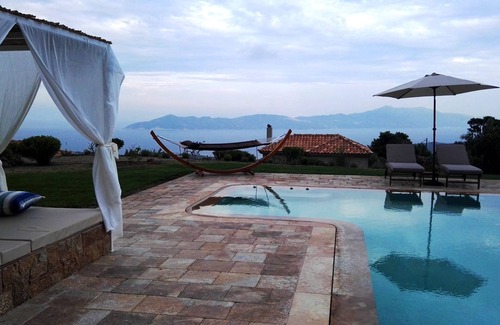 Skiathos Villa | ANGIO LUXURIUS VILLAS IN SKIATHOS
