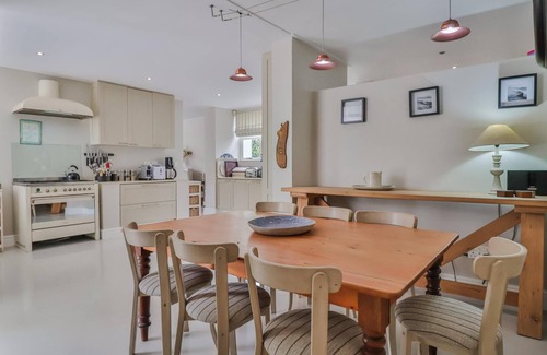 Chanteclair House | Angle Sea - large families, near Langbaai Beach