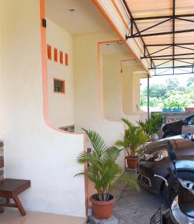 Kanigoro House | Angler Family Guest House