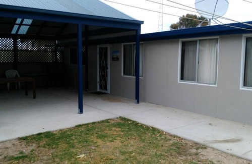 Wrenfordsley House | Anglers Anchorage - Baird Bay 50 kms from South of Streaky Bay in the west coast