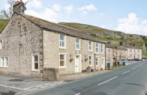 Kilnsey House | Anglers Cottage
