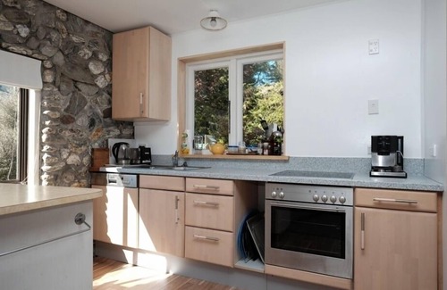 Makarora House | Anglers paradise and great family holiday place