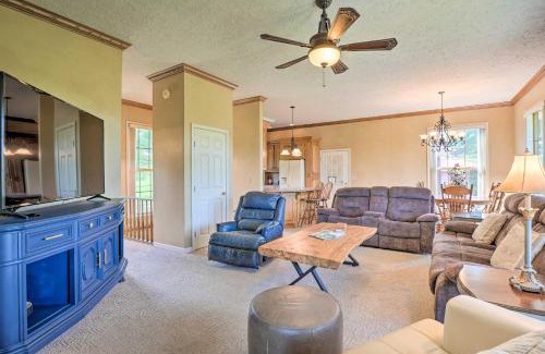 Mammoth Spring House | Anglers Ridge Waterfront Family Getaway!