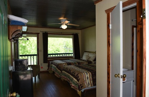 Mountain View Hotel | Anglers Riverfront Motel
