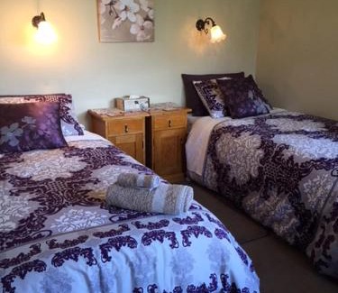Renwick Bed & Breakfast | Anglesea House Inn