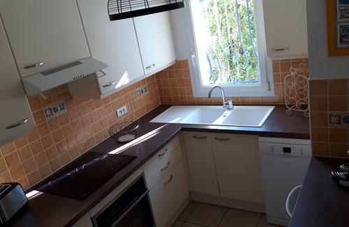Anglet House | ANGLET T2 garden level, 3Km from beaches and golf courses.