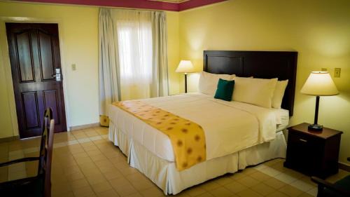 Rendezvous Bay Resort | Anguilla Great House Beach Resort
