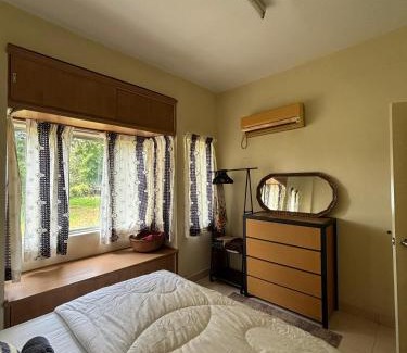 Taiping Apartment | ANHAAZ Lakefront Retreat