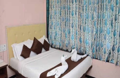 Mumbai House | Anil Guest House Santacruz East