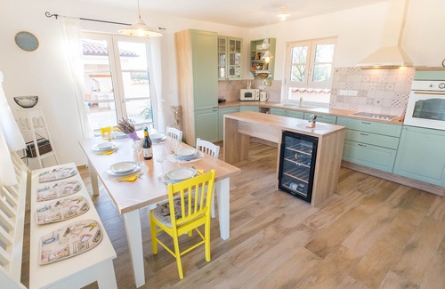 Filipana Villa | Anima Calma - family villa surrounded with vineyards and olive groves