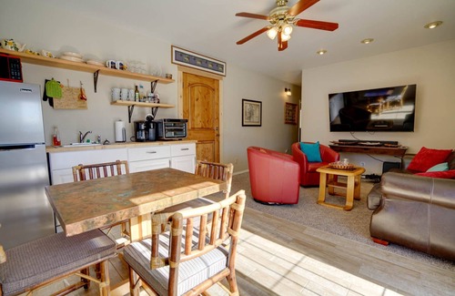 Durango Apartment | Animal Friendly Sunny Basement Suite near Durango