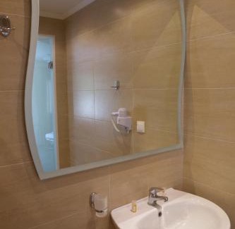 Perama Hotel | Anita