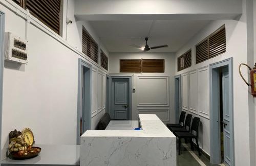 Gauhati Cabin | Anjalee's Lodge
